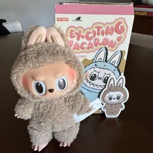 LABUBU Exciting Macaron TOFFEE